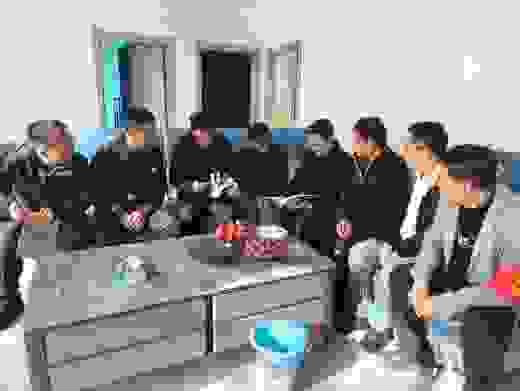 银里_副本小程序.jpg